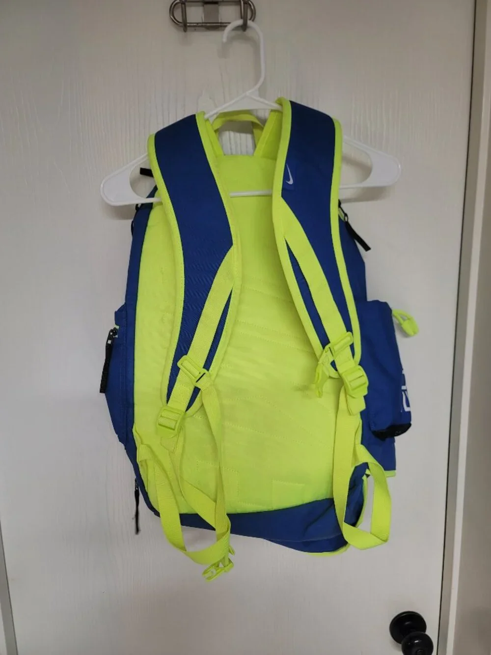 Mens neon green and blue Nike Elite backpack - slightly used but no damage